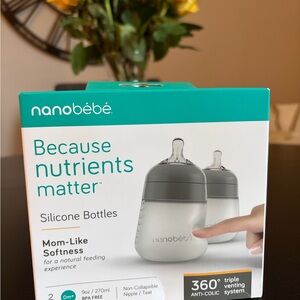 NEW Nanobébé Silicone Baby Bottles 2x 9oz